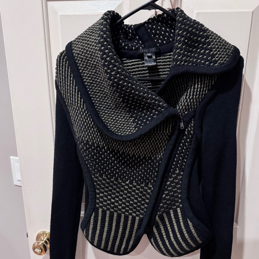 Gorgeous sculpted wool/cotton sweater